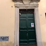 Near The Colosseum * Rzym