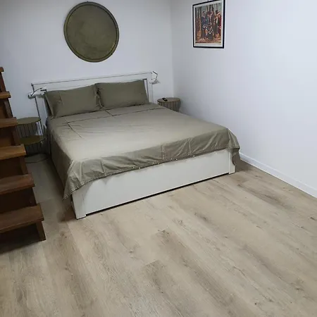 Apartament Near The Colosseum