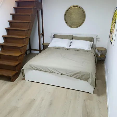 Apartament Near The Colosseum *